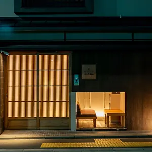 Resi Hachi Appartement